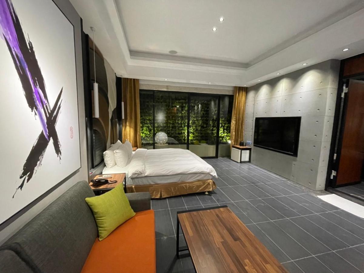 Minimalist Fashion Motel Taoyuan Exterior photo