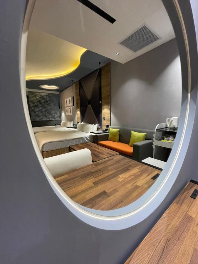Minimalist Fashion Motel Taoyuan Exterior photo