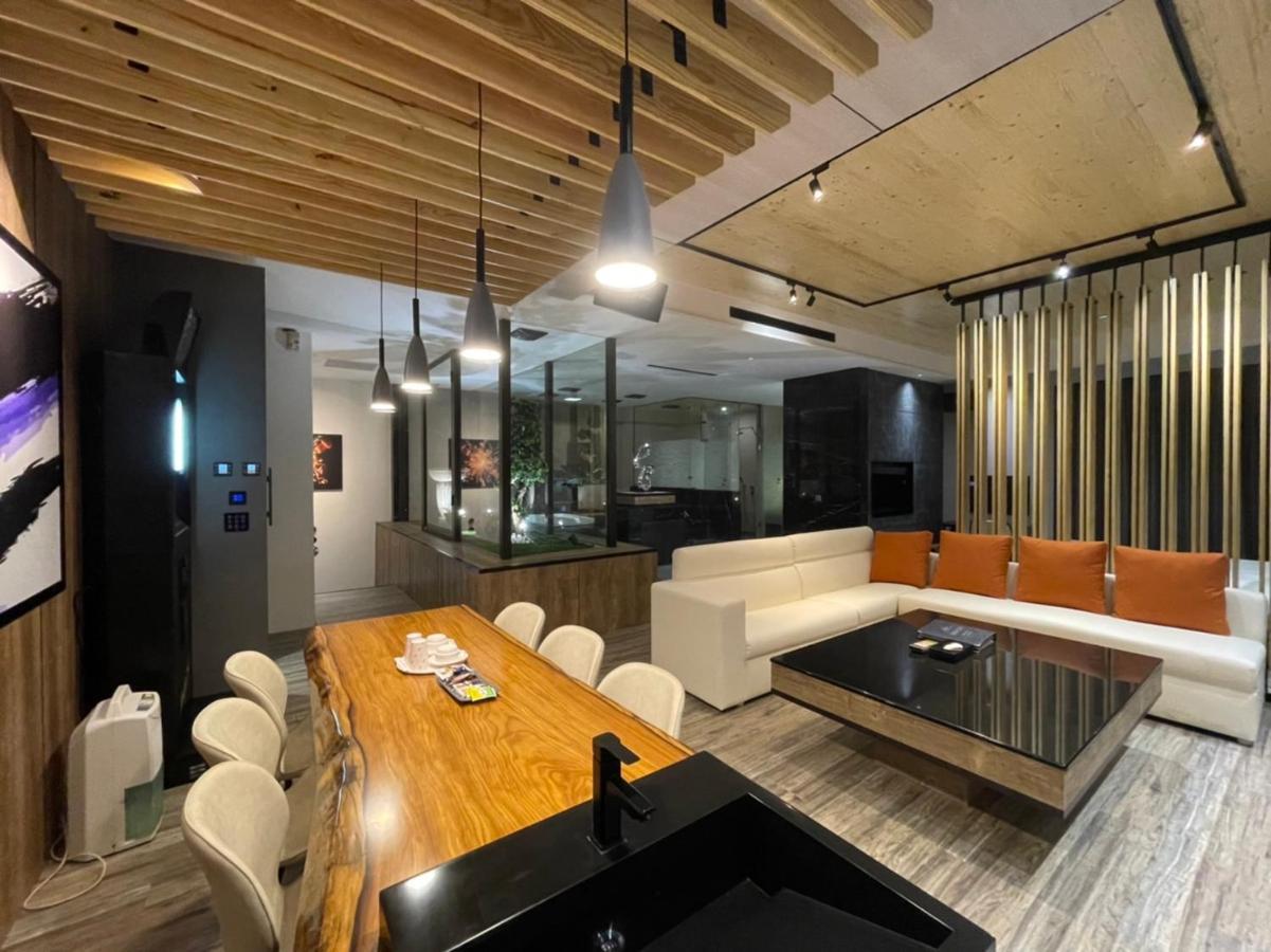 Minimalist Fashion Motel Taoyuan Exterior photo